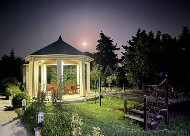 6 otaqlı həyət evi/bağ evi - Novxanı q. - 300 m² (15)