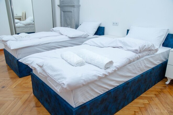 1 otaqlı köhnə tikili - 28 May m. - 25 m² (1)