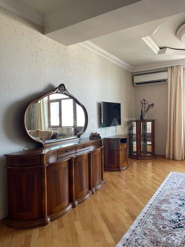 3 otaqlı yeni tikili - Nizami m. - 126 m² (3)