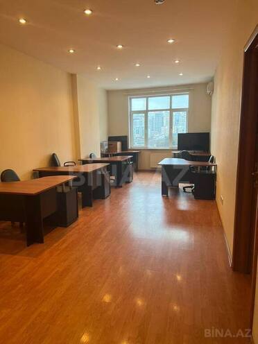 4-комн. новостройка - м. 28 мая - 200 м² (10)