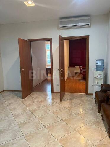 4-комн. новостройка - м. 28 мая - 200 м² (15)