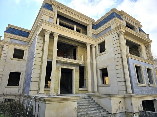 7 otaqlı həyət evi/bağ evi - Badamdar q. - 710 m² (1)