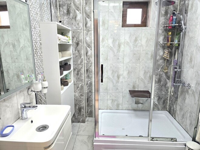 5 otaqlı həyət evi/bağ evi - Şağan q. - 450 m² (17)