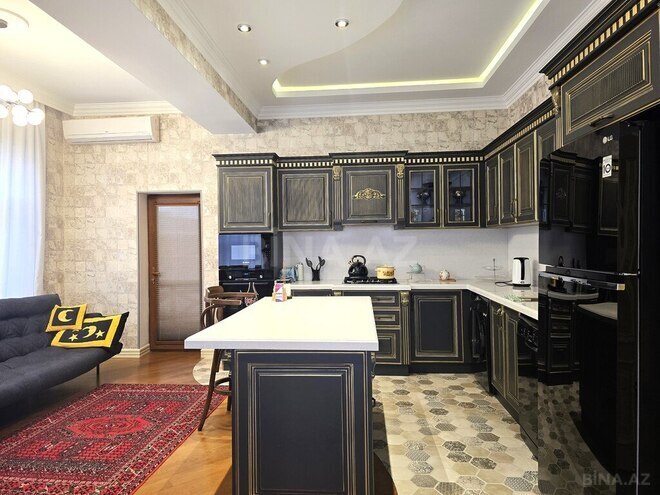 5 otaqlı həyət evi/bağ evi - Şağan q. - 450 m² (10)