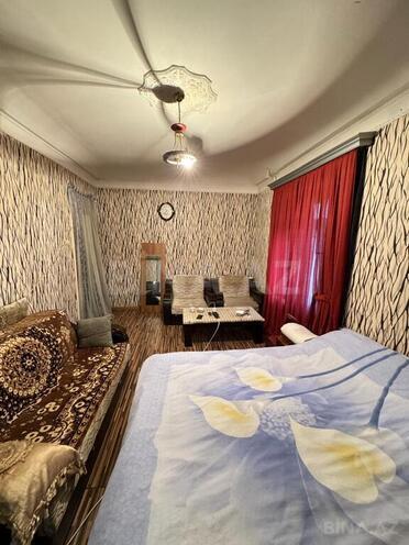 1 otaqlı köhnə tikili - Azadlıq Prospekti m. - 40 m² (4)