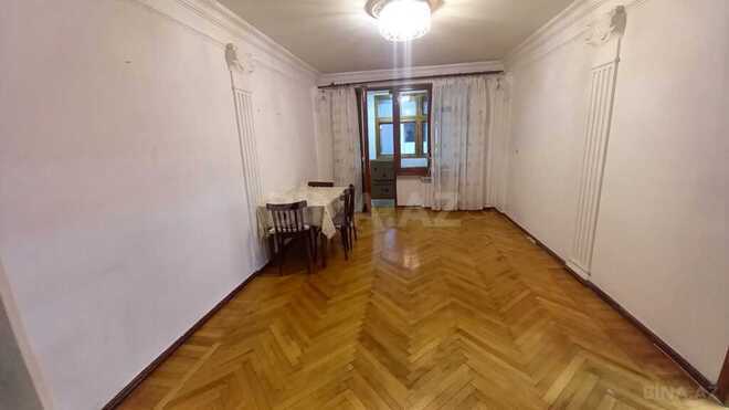 2 otaqlı köhnə tikili - İnşaatçılar m. - 50 m² (5)