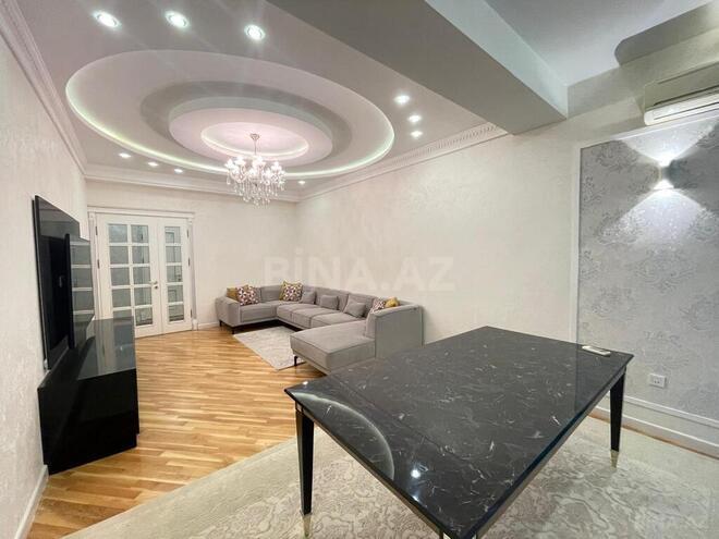 3 otaqlı yeni tikili - İnşaatçılar m. - 124 m² (2)