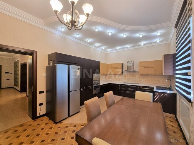 8-комн. дом/дача - пос. Бильгях - 700 м² (22)