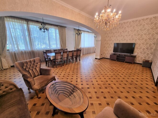 8-комн. дом/дача - пос. Бильгях - 700 м² (23)