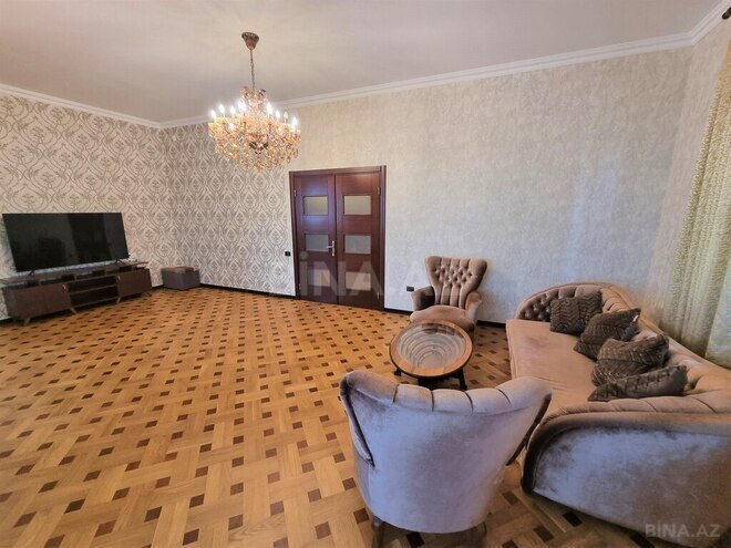 8-комн. дом/дача - пос. Бильгях - 700 м² (24)