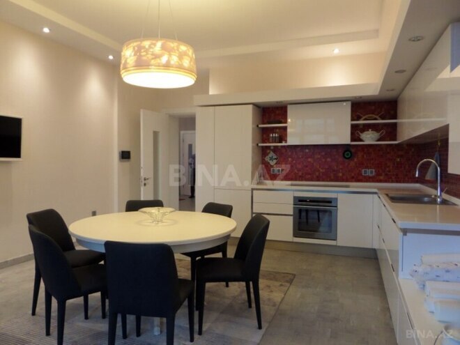 3 otaqlı yeni tikili - Şah İsmayıl Xətai m. - 210 m² (25)