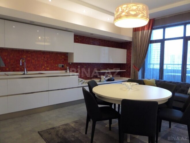 3 otaqlı yeni tikili - Şah İsmayıl Xətai m. - 210 m² (22)