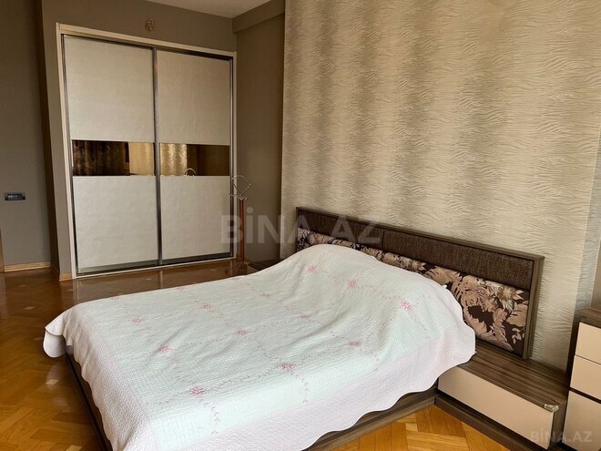 3-комн. новостройка - м. 28 мая - 117 м² (14)