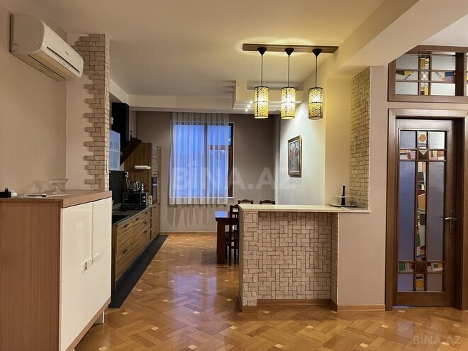 3-комн. новостройка - м. 28 мая - 117 м² (18)