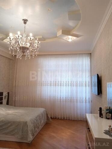 Продаётся 3-комн. новостройка 135 м², м. Иншаатчылар, photo 3 from 9