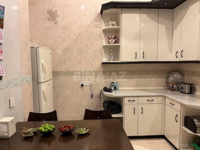 Продаётся 3-комн. вторичка 145 м², м. Сахил, photo 21 from 31