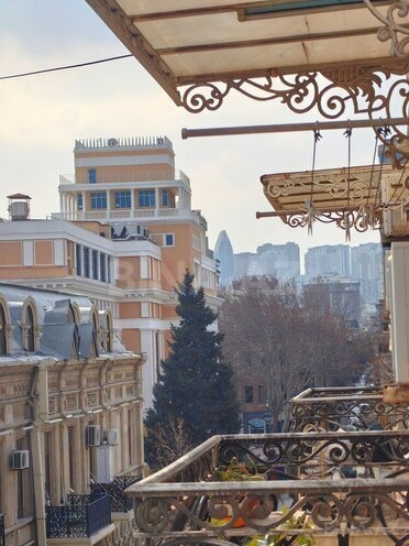 Продаётся 3-комн. вторичка 73 м², м. 28 мая, photo 9 from 17