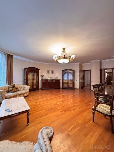 Satılır 4 otaqlı yeni tikili 230 m², 28 May m., photo 4 from 25