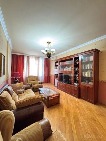 Satılır 4 otaqlı yeni tikili 230 m², 28 May m., photo 8 from 25
