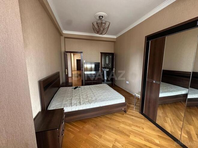 3 otaqlı yeni tikili - 8 Noyabr m. - 140 m² (17)