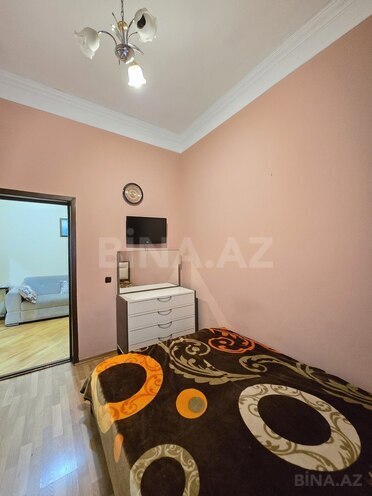 7 otaqlı həyət evi/bağ evi - Qaraçuxur q. - 230 m² (16)