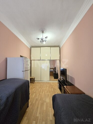 7 otaqlı həyət evi/bağ evi - Qaraçuxur q. - 230 m² (18)