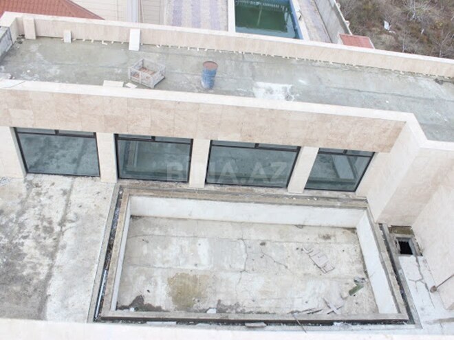 12 otaqlı həyət evi/bağ evi - Novxanı q. - 870 m² (9)