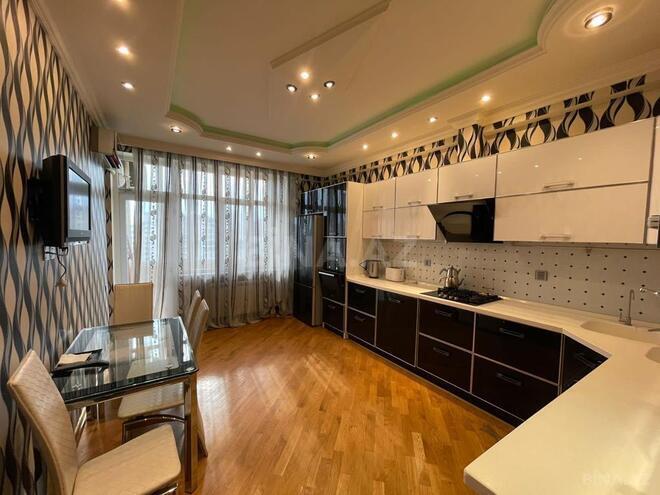 3 otaqlı yeni tikili - Elmlər Akademiyası m. - 150 m² (6)
