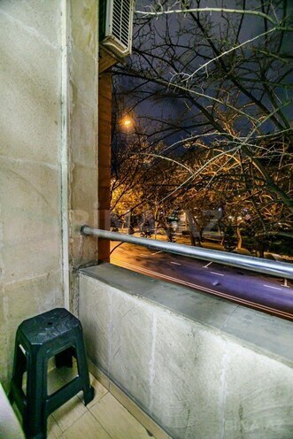 İcarəyə verilir 2 otaqlı köhnə tikili 60 m², 28 May m., photo 21 from 24