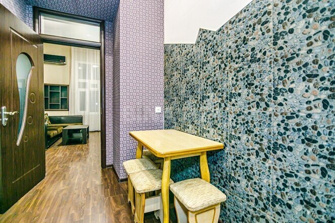 İcarəyə verilir 2 otaqlı köhnə tikili 60 m², 28 May m., photo 17 from 24