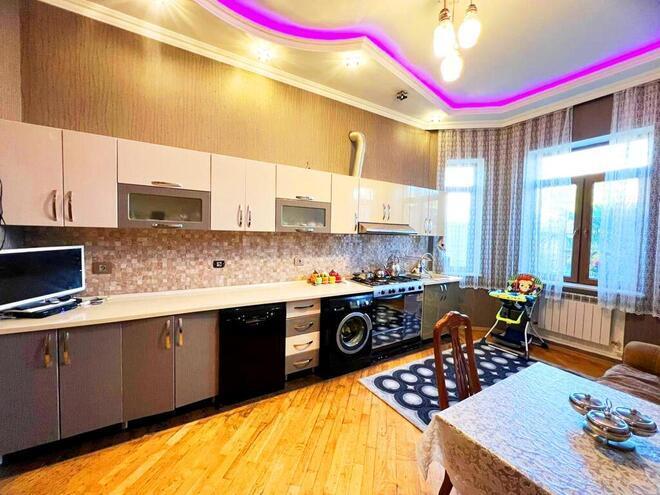 7 otaqlı həyət evi/bağ evi - Azadlıq Prospekti m. - 500 m² (1)