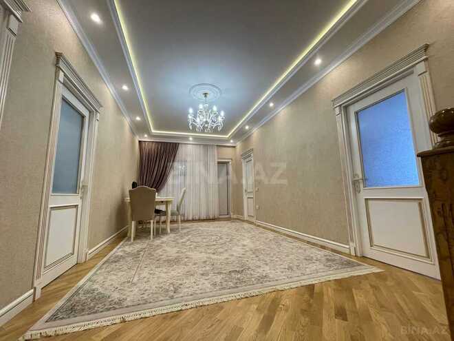 5 otaqlı həyət evi/bağ evi - İnşaatçılar m. - 252 m² (16)