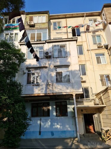 3 otaqlı köhnə tikili - Azadlıq Prospekti m. - 70 m² (10)
