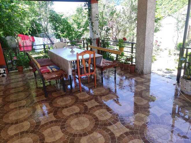 4 otaqlı həyət evi/bağ evi - Qax - 125 m² (4)