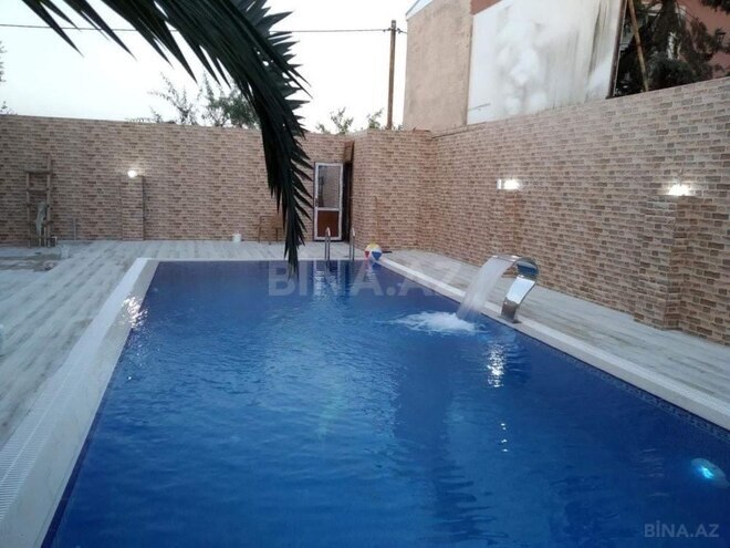 6 otaqlı həyət evi/bağ evi - Mərdəkan q. - 250 m² (1)