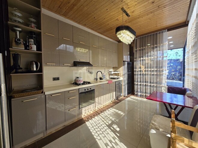 6 otaqlı həyət evi/bağ evi - Mərdəkan q. - 250 m² (6)