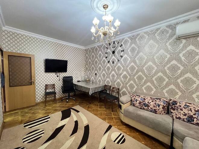 3-комн. вторичка - м. Ахмедлы - 85 м² (2)