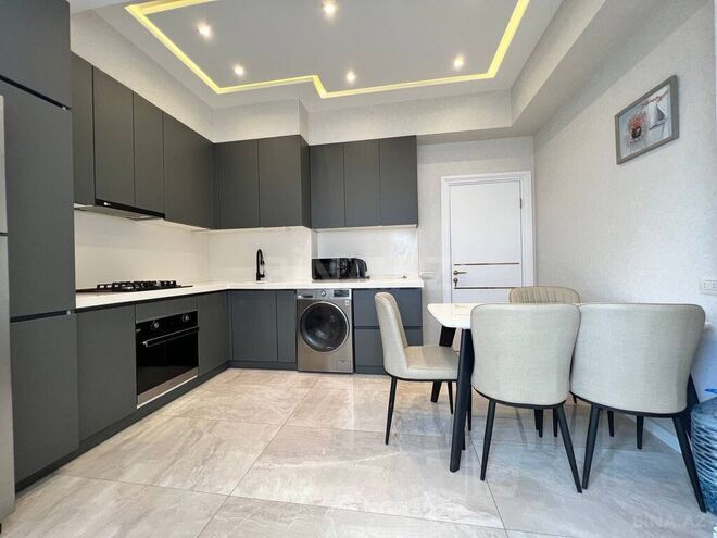 2-комн. новостройка - м. Иншаатчылар - 80 м² (3)
