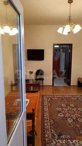 1 otaqlı köhnə tikili - İnşaatçılar m. - 25 m² (1)