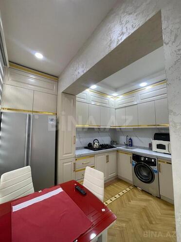 4 otaqlı köhnə tikili - Azadlıq Prospekti m. - 125 m² (9)
