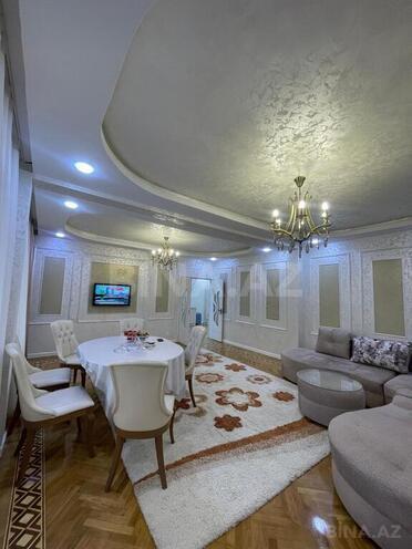 4 otaqlı köhnə tikili - Azadlıq Prospekti m. - 125 m² (15)