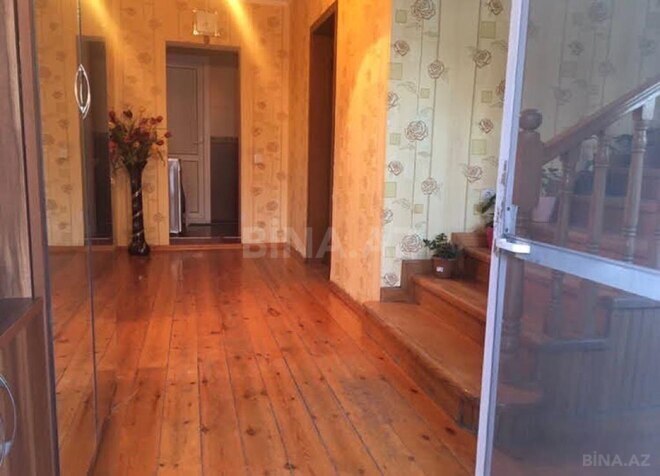 5 otaqlı həyət evi/bağ evi - Bakıxanov q. - 200 m² (2)