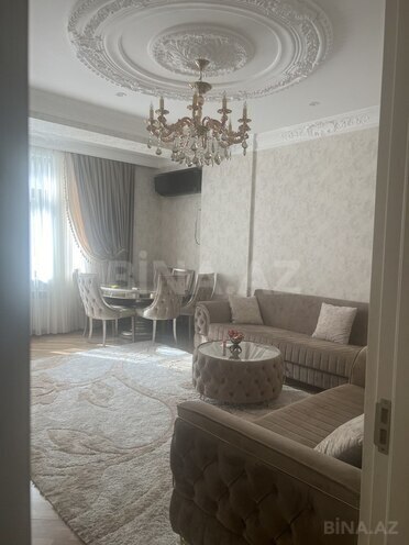 3 otaqlı yeni tikili - Massiv V q. - 70 m² (1)
