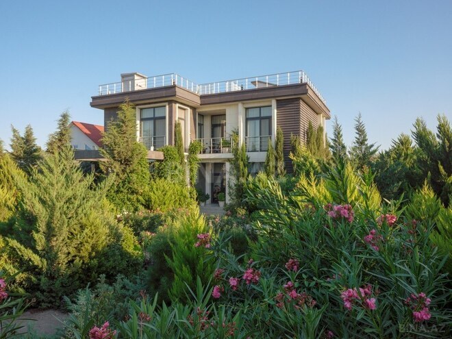 Продаётся 5-комн. дом/дача 450 м², пос. Бильгях, photo 1 from 32