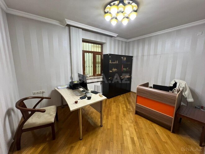 6 otaqlı həyət evi/bağ evi - Gənclik m. - 330 m² (11)