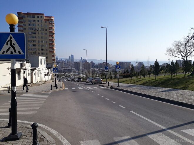 1 otaqlı həyət evi/bağ evi - Elmlər Akademiyası m. - 30 m² (1)