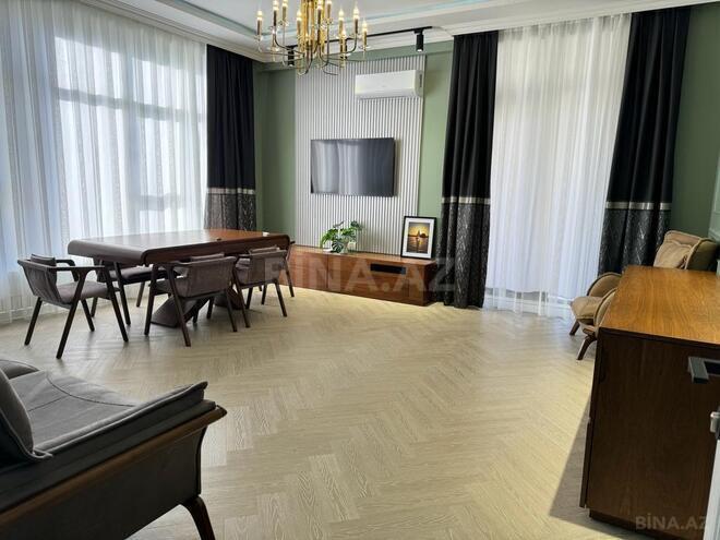 3 otaqlı yeni tikili - Şah İsmayıl Xətai m. - 135 m² (1)