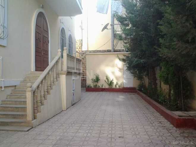 8 otaqlı həyət evi/bağ evi - 6-cı mikrorayon q. - 750 m² (24)