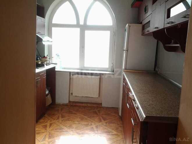 8 otaqlı həyət evi/bağ evi - 6-cı mikrorayon q. - 750 m² (7)