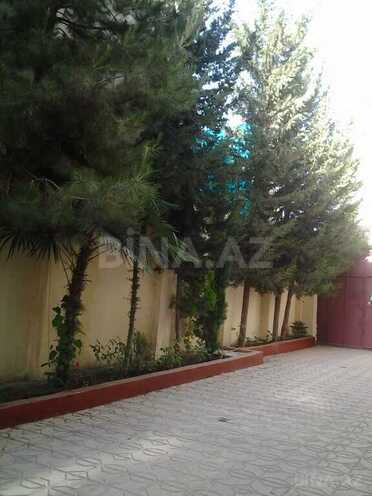 8 otaqlı həyət evi/bağ evi - 6-cı mikrorayon q. - 750 m² (18)